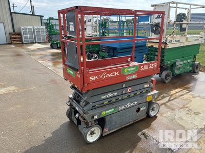 2015 Skyjack SJIII 3219 Electric Scissor Lift
