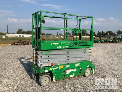 2015 Genie GS3232 Electric Scissor Lift