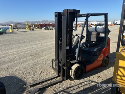 2017 Toyota 8FGCU25 3500 lb Cushion Tire Forklift