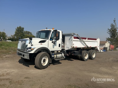 2016 International Work Star 7400 6x4 T/A Dump Truck