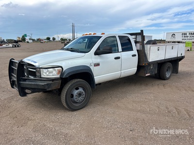 2008 Dodge Ram 5500 4x4 Crew Cab Camion à Plateau