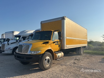 2018 International 4300 4x2 Van Truck