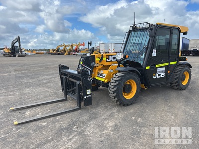 2023 JCB 525-60T4 Manipulador Telescópico
