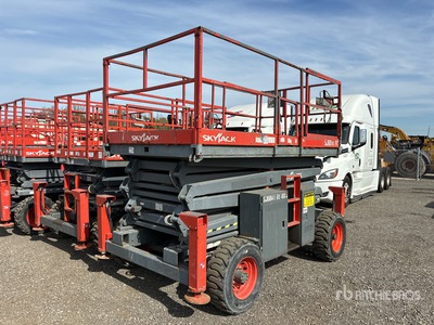 2006 Skyjack SJ8841 RT 4x4 Diesel Podnośnik nożycowy