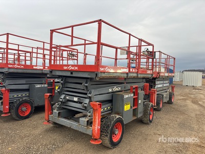 2010 Skyjack SJ8841 RT 4x4 Diesel Scissor Lift
