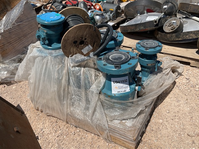 Quantity of (4) Cameron International Production Valves (Unused)