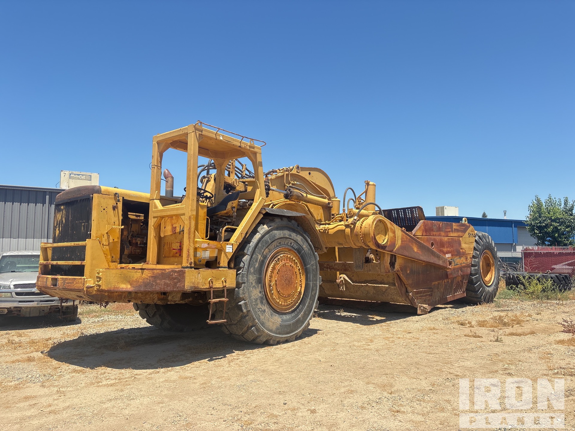 1976 Cat 651B Motor Scraper