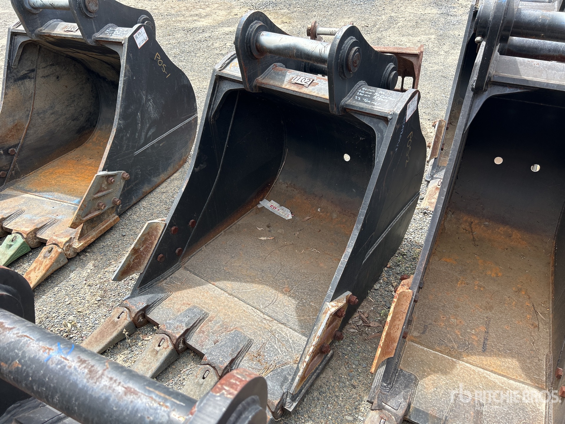 900 mm Q/C Digging Excavator Bucket - Fits 25 Ton