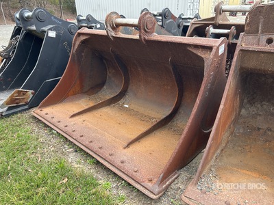2000 mm Q/C Cleanup Excavator Bucket - Fits 30 Ton
