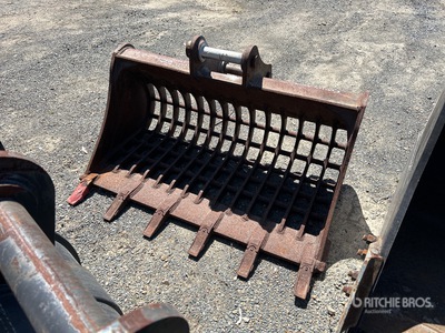 1300 mm Q/C Skeleton Excavator Bucket - Fits 8 Ton