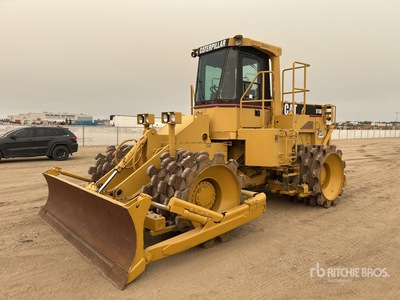 1987 Cat 815B Soil Compactor