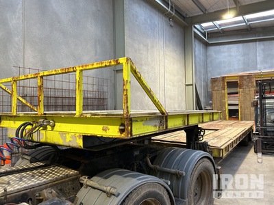 1997 Trailer Locol M F King 12.2 m T/A Step Deck Trailer