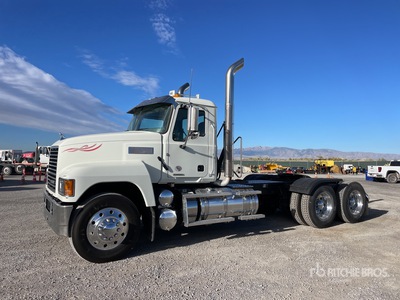 2020 Mack P164T 6x4 3-Achs Sattelzugmaschine