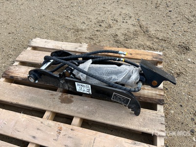 2025 GIYI GY-XJ3T 30 in Hydraulic Baggerdaumen - Fits Cat 3 ton (Unused)