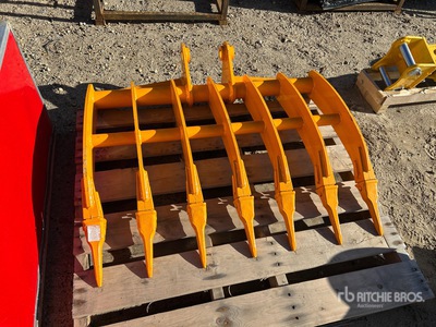 2025 GIYI 44 in Excavator Rake - Fits Cat 305 (Unused)