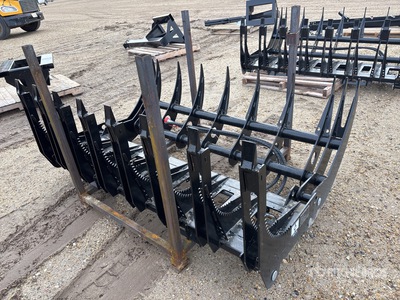 2025 GIYI GYCLG72C 72 in Skeleton ملقط للسكيد ستير (Unused)