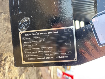 2025 GIYI GY-RB66 66 in Skelton Rock Bucket ملحقات معدة الحمل الصغيرة المجنزرة المتنوعة (Unused)