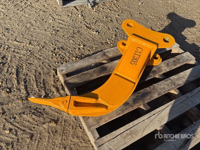 2025 GIYI Excavator Ripper - Fits Cat 305 (Unused)