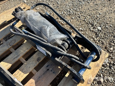 2025 GIYI GY-XJ3T 30 in Hydraulic Rostro per escavatore - Fits Cat (Unused)