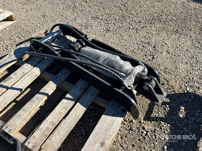 2025 GIYI GY-XJ7T 46 in Hydraulic Rostro per escavatore - Fits Cat 7-9 ton (Unused)