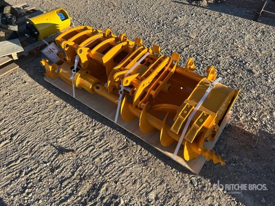 Quantity of (8) 2025 GIYI VCA-8 Excavator Attachments - Fits Cat 301 (Unused)