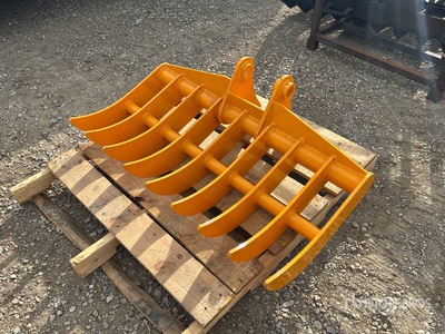 2025 GIYI 44 in Excavator Rake - Fits Cat 305 (Unused)
