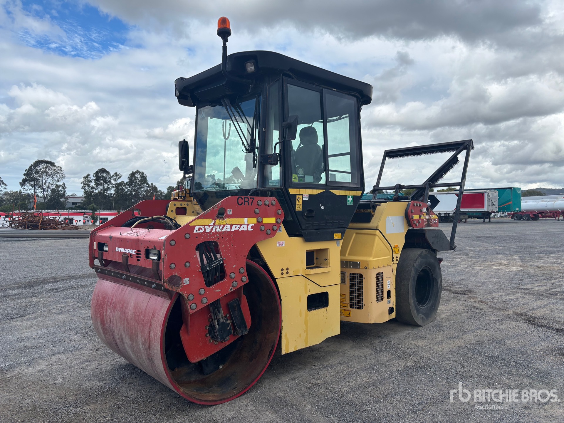 2010 Dynapac CC224CHF Rodillo combinado