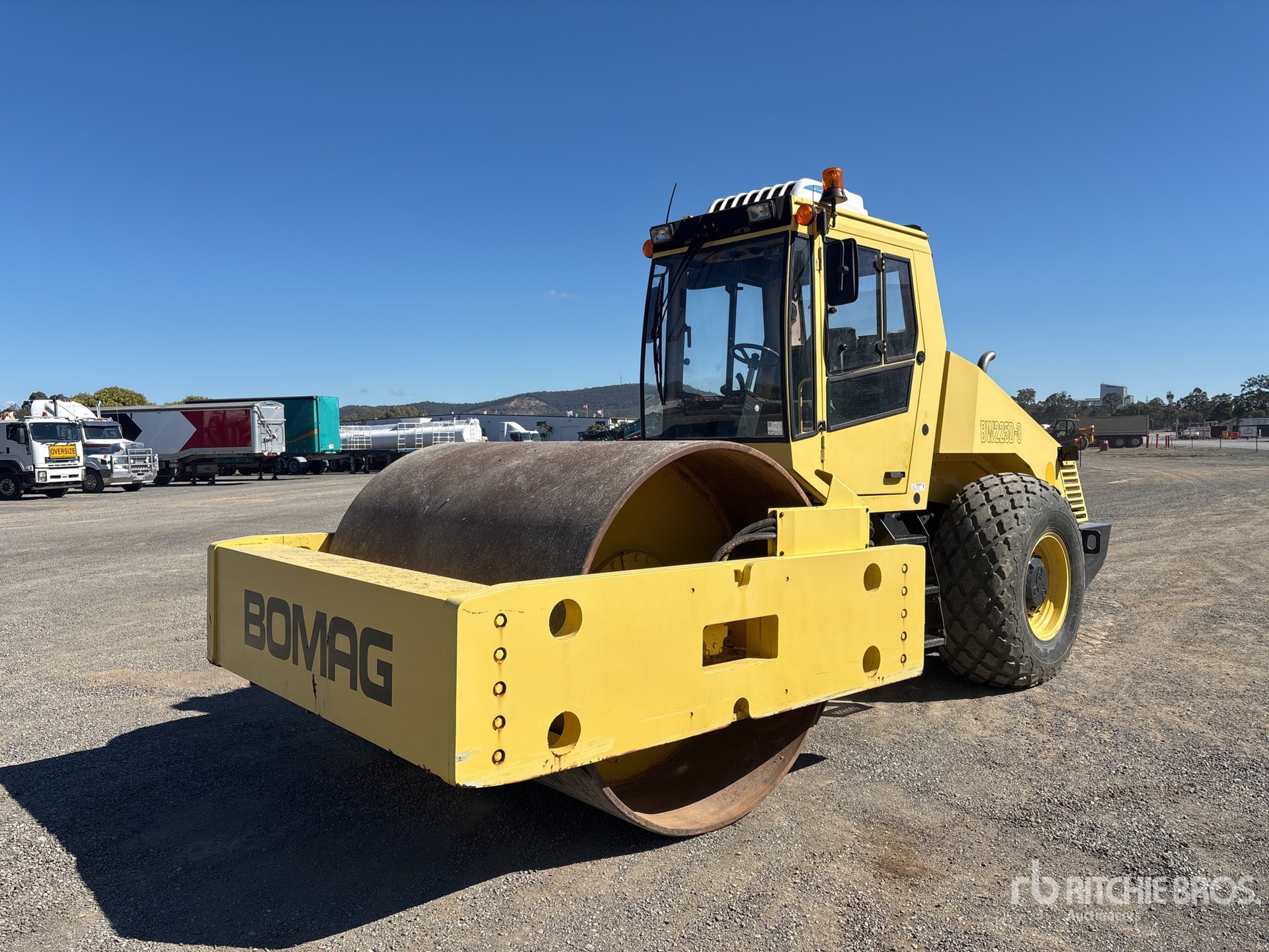2004 Bomag BW225D-3 Combination Roller