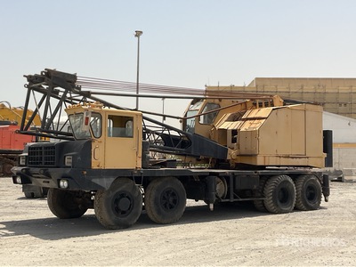 1969 American 4450CL 8x4x4 Grue sur chenilles à flèches en treillis