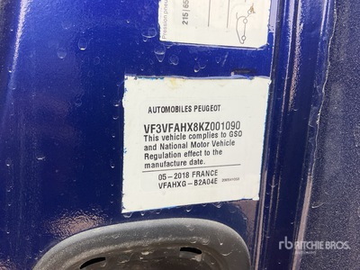 2019 Peugeot Expert Minivan