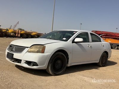 2013 Mitsubishi Galant Automobile