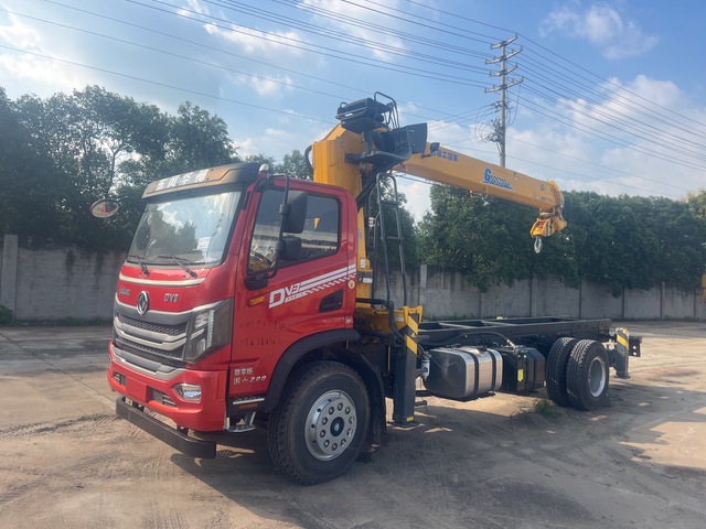 2023 XCMG SQS200 8 ton on 2023 DongFeng DV3 4x2 Crane Truck (Unused) 2023 XCMG SQS200 8 ton on 2023 DongFeng DV3 4x2 Crane Truck (Unused)