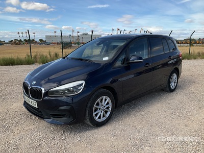 2019 BMW 218 自動車
