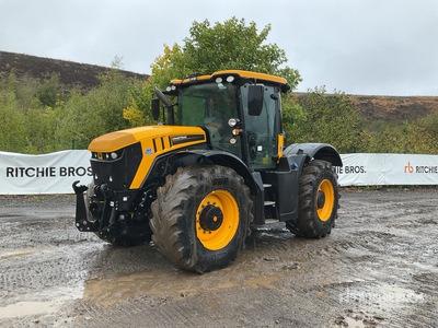 2022 JCB Fastrac 4220 4WD Tractor