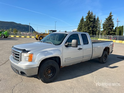 2012 GMC Sierra 1500 4x4 Extended Cab Pickup