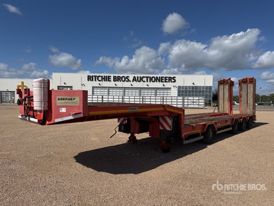2016 LOUAULT SR44 Quad/A Expandable Axle Semi-Remorque Porte-Engin Tieflader