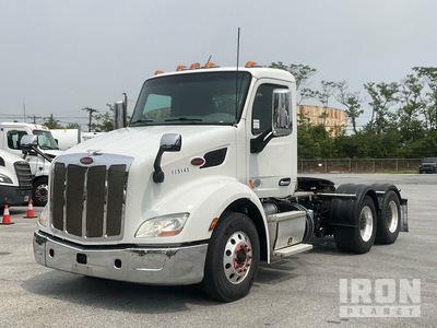 2018 Peterbilt 579 6x4 T/A Day Cab Truck Tractor