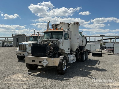 Global on 2013 Peterbilt 348 6x4 Cysterna próżniowa (Inoperable)