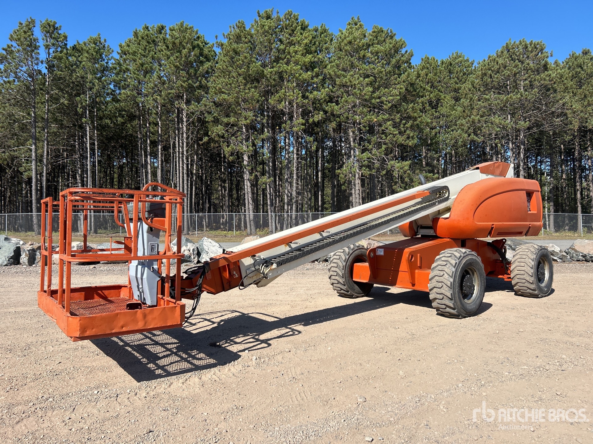 1999 JLG 600S 4WD Telescopic Boom Lift