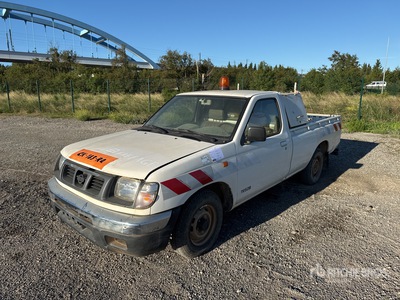 2001 Nissan 4x4 Pickup