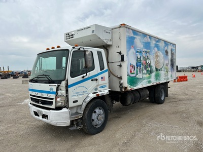 2010 Mitsubishi Fuso 4x2 Van Truck