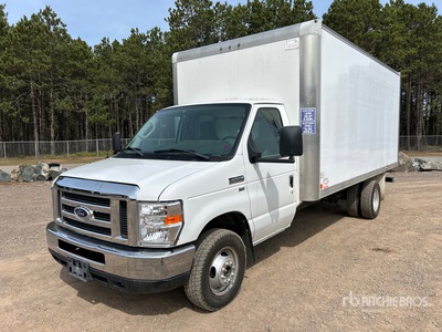 2016 Ford E-450 Camion fourgon