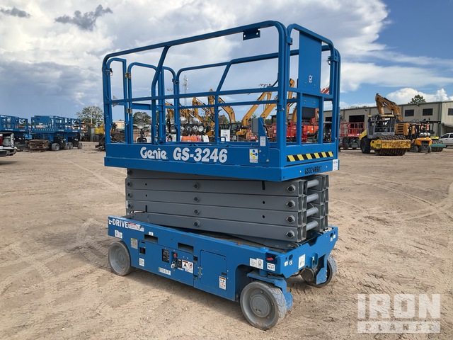 ELEVADOR TIJERA 2023 GENIE GS3246