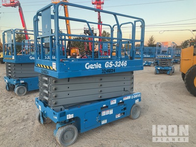 2024 GENIE GS-3246 Electric Scissor Lift