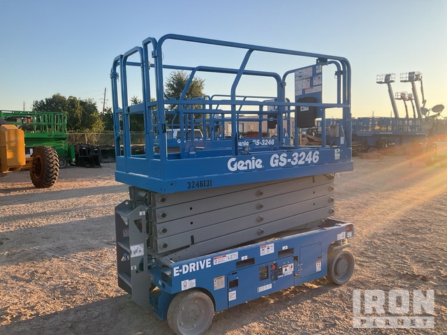 ELEVADOR TIJERA 2024 GENIE GS3246
