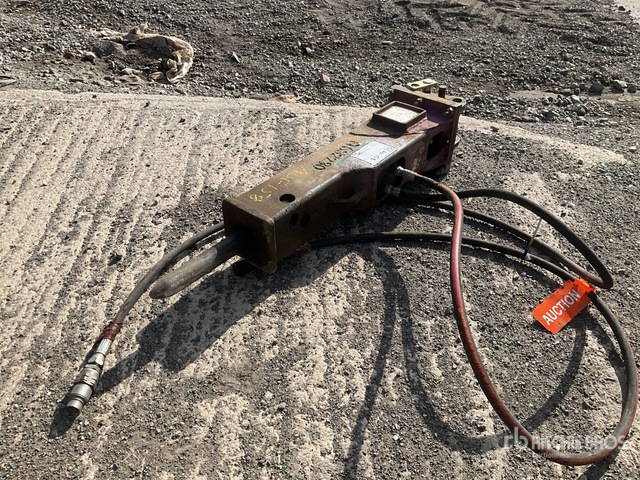 2015 Pro Dem PRB008 Hydraulic Breaker | Ritchie Bros. Auctioneers