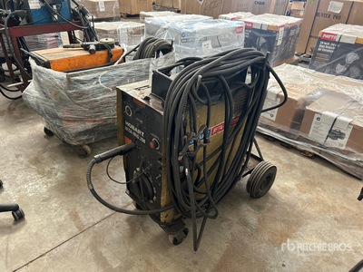 Hobart BETA-MIG 200 200 A を見 Welder - Electric