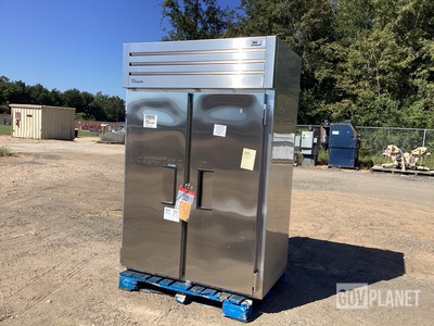 True STM2R-2S Refrigerator