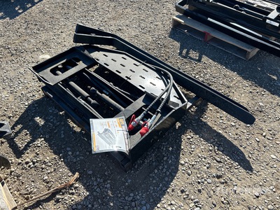 2025 GIYI GY-SF60 60 in Skid Steer Forks (Unused)