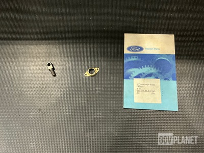 (80) Nut & Bolt Retainers, (45) Bolts, (108) Gaskets & Assorted Items